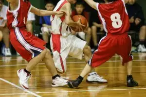 バスケットボール コーチ 不倫